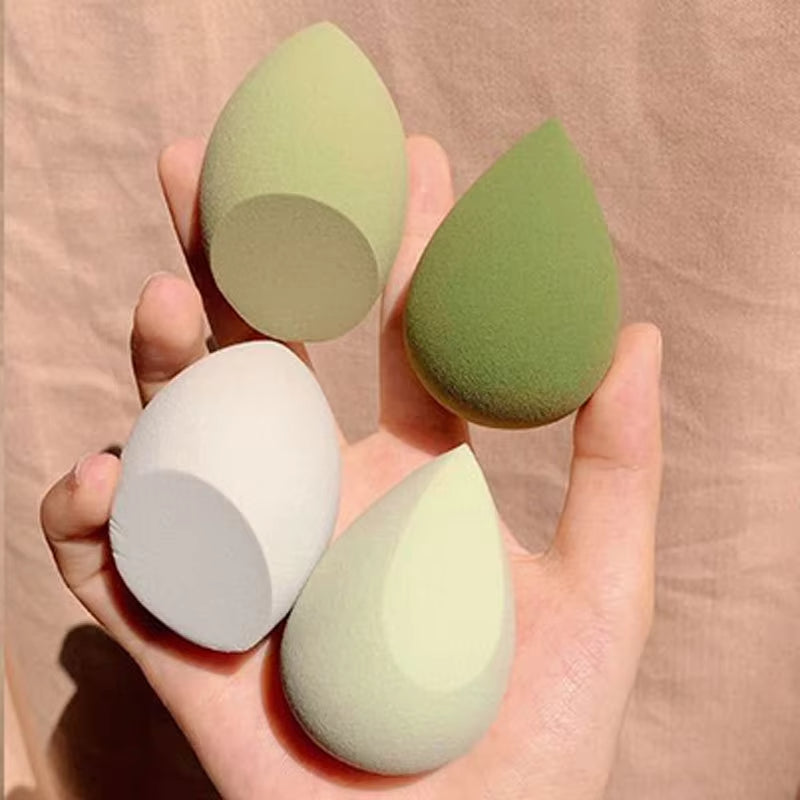 Makeup sponge blender for foundation and powder application