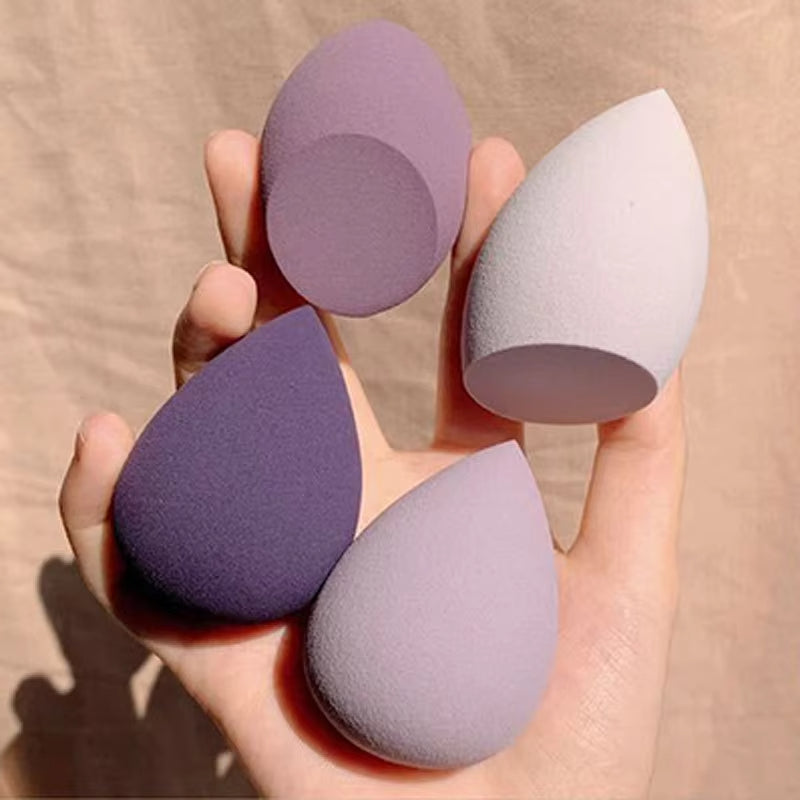 Makeup sponge blender for foundation and powder application